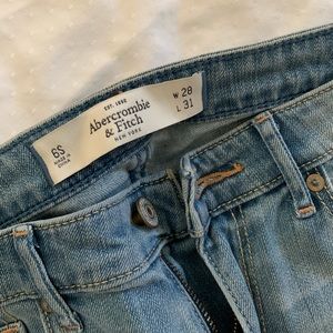 ABERCROMBIE & FITCH skinny boot jeans *never worn*